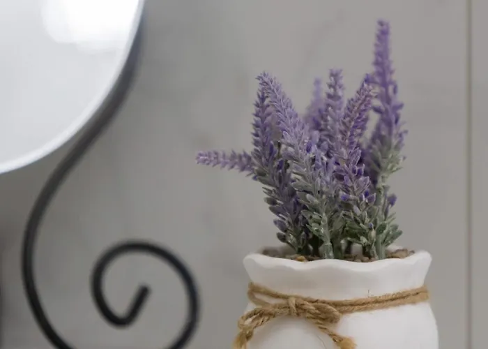 Cozy In Warsaw's Praga District With Parking By Renters Appartement Varsovie